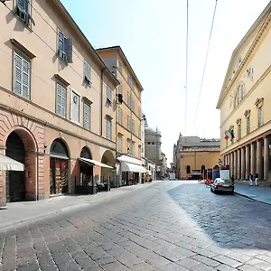 Bed & Breakfast Opera, Parma